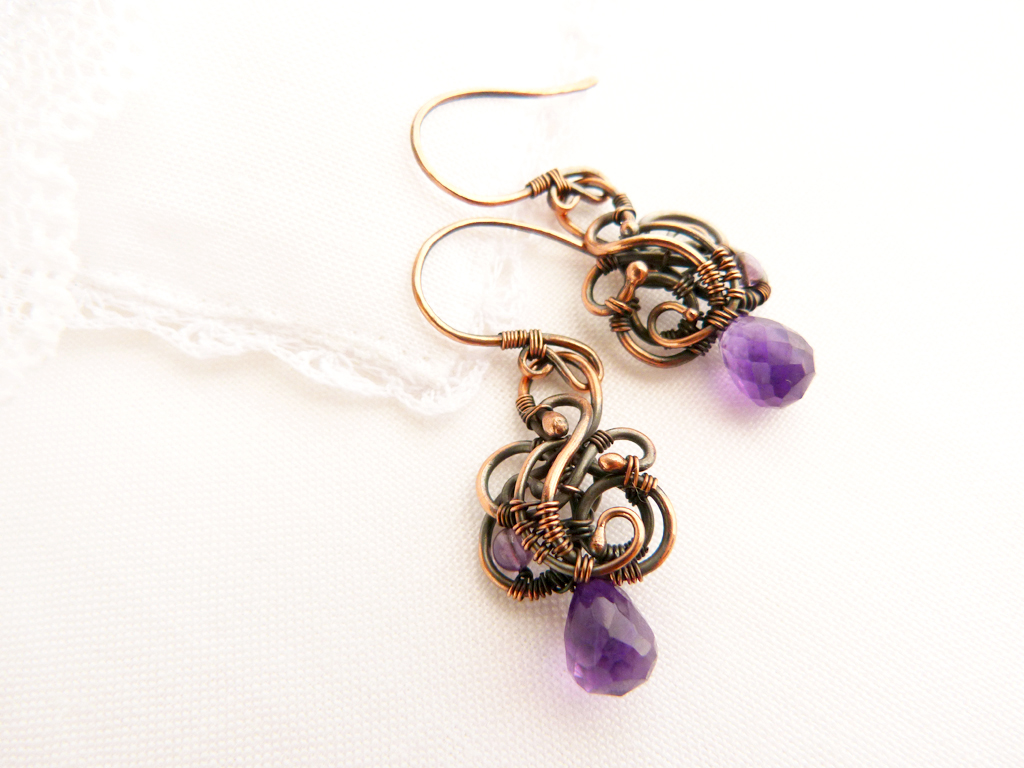 Wire earrings Grapes