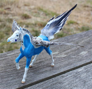 Breyer Ponykeet Custom Pegasus