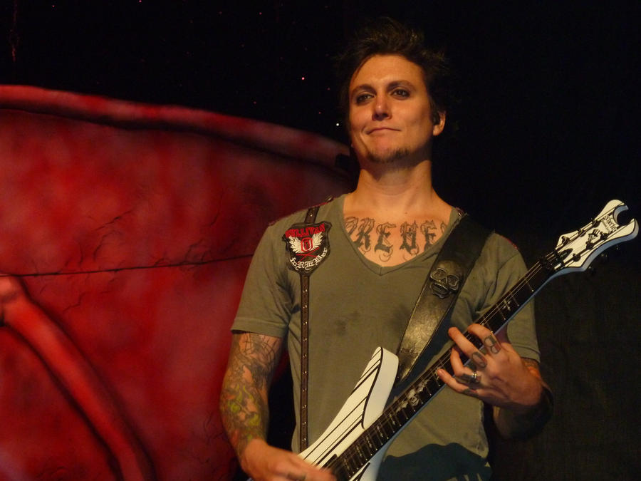 Happy Synyster