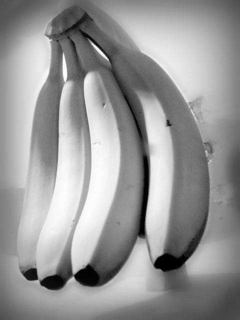 Black and white bananas by colorful-dragon on DeviantArt