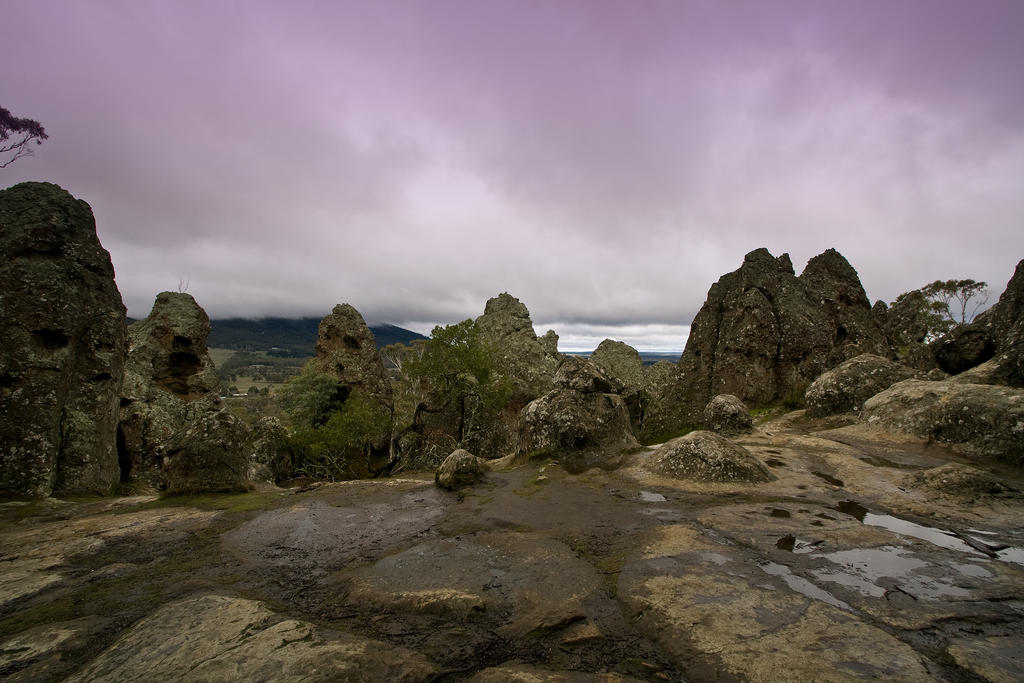 Hanging Rock 1