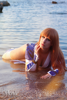 Kasumi Cosplay in the sea