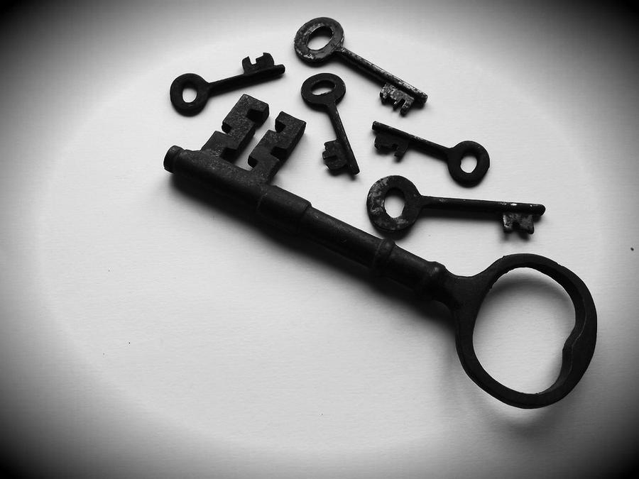 ..keys.. by brokenlittlebluebird on DeviantArt