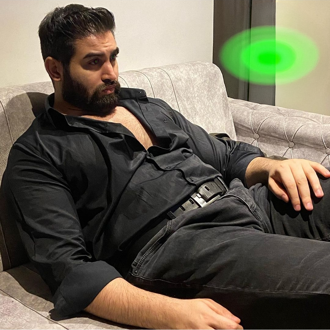 Man Hypnotizing Turkish hunk hypnotized by King Delerion by delerionking on DeviantArt