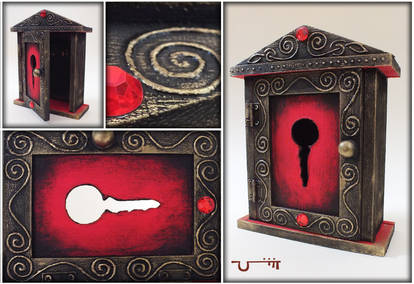 Hand made Vintage Wall Key Holder Box