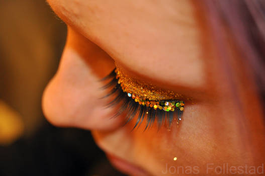 Pwetty pwetty lashes and glamour