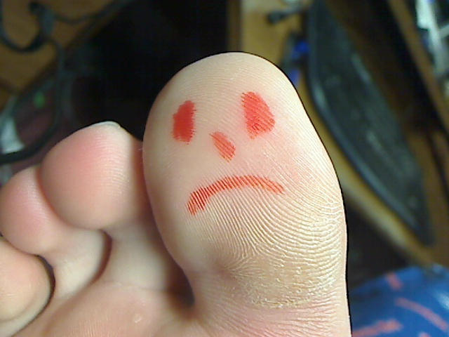 Toe Crying Sad Toe by kalekemo on DeviantArt