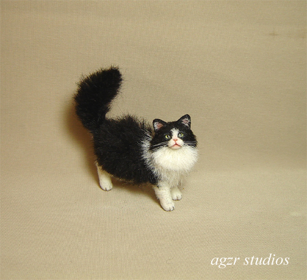 Dollhouse 1 12 Scale miniature Cat