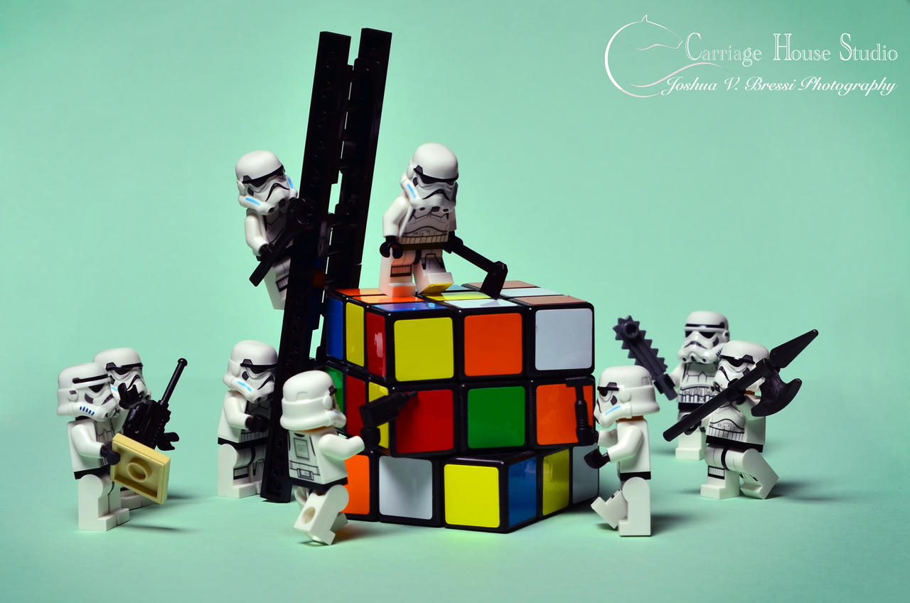 Lego Stormtroopers - Breaking In