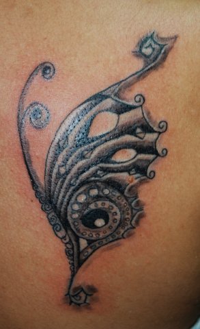 ozlem's tattoo