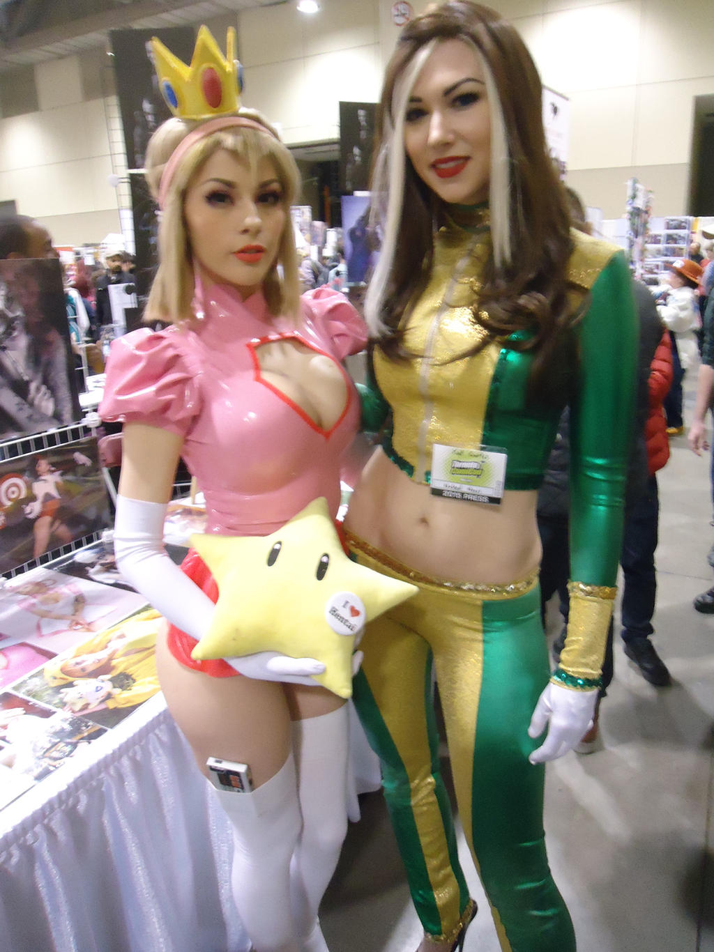 Toronto Comic-Con 2015: Peach and Rogue