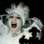 Stoker's Lucy vs the Cross
