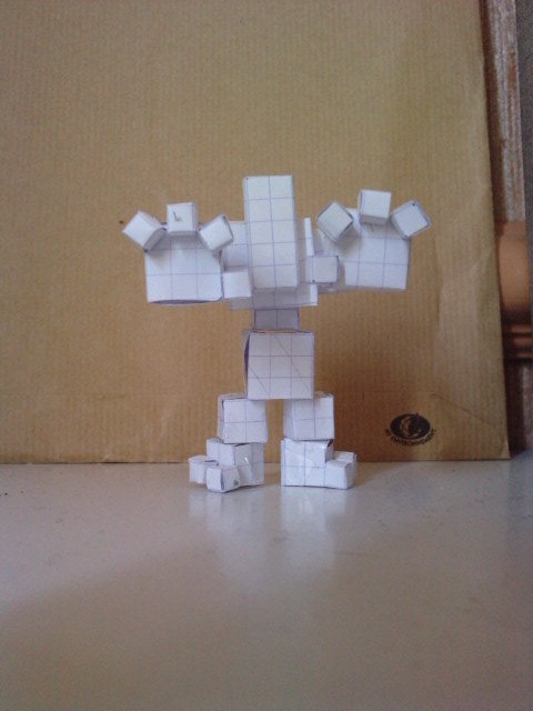Cubish 'Little Giant' by Zergdepoche