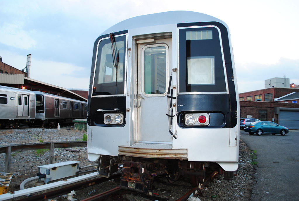 Mta R110 Explosion MTA Bombardier Of Canada R110B by Coolguytooez on DeviantArt