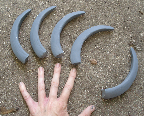 Monster claws