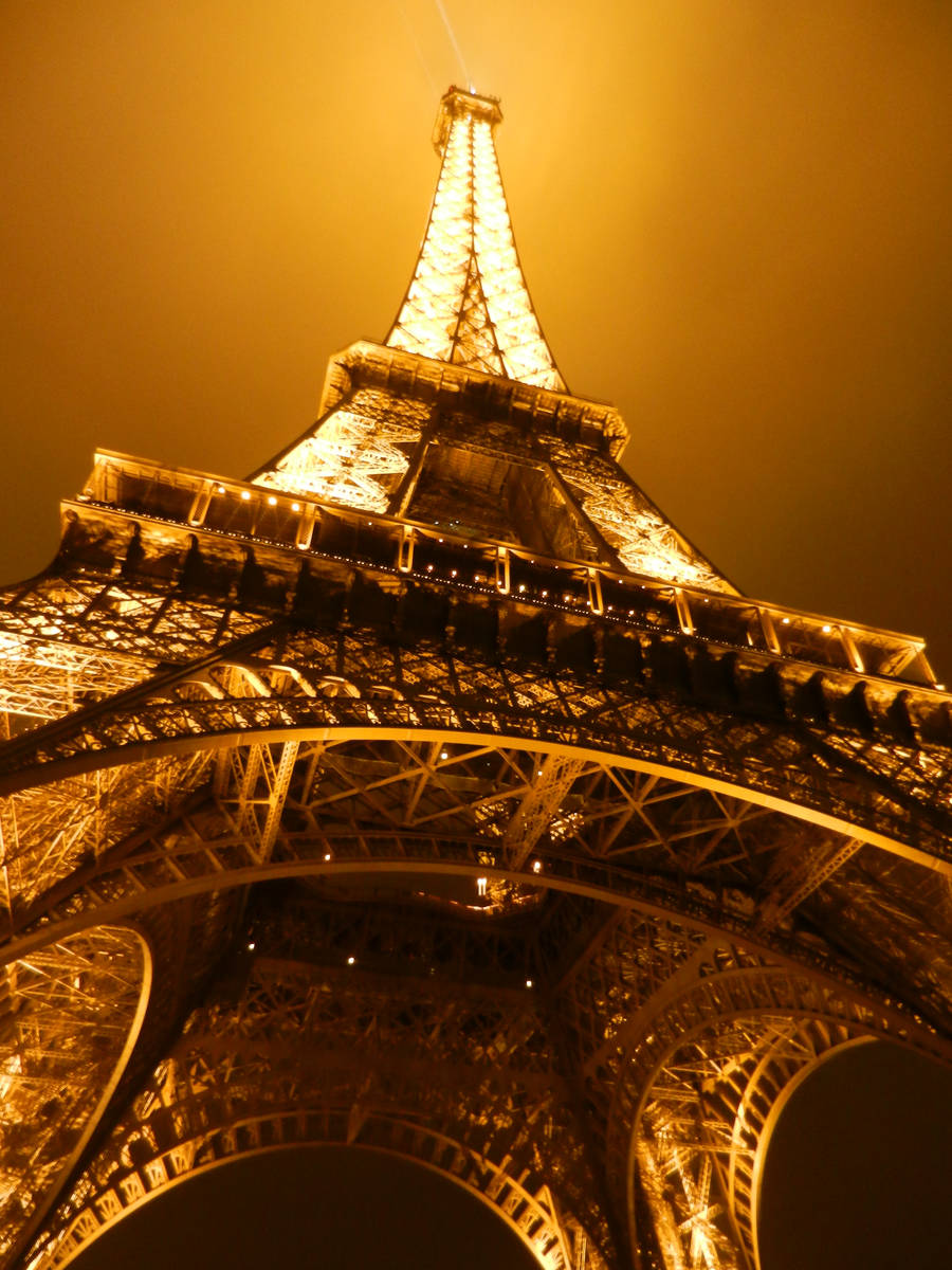 Paris by night by emilie-draw