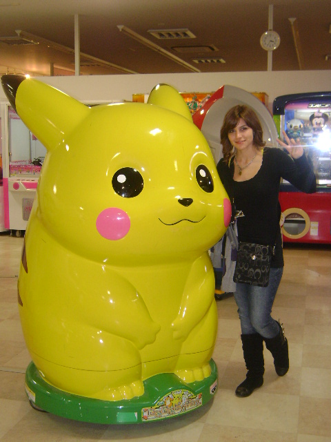 Even BIGGER PIKACHU