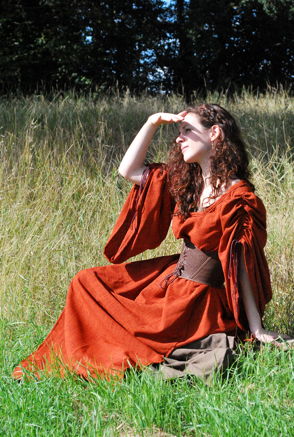 Sadb medieval gown