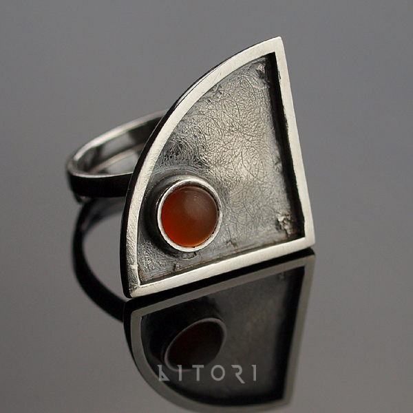 HATOON  sterling silver  ring with carnelian