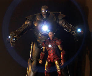 Hot Toys Iron Monger and custom Iron Man