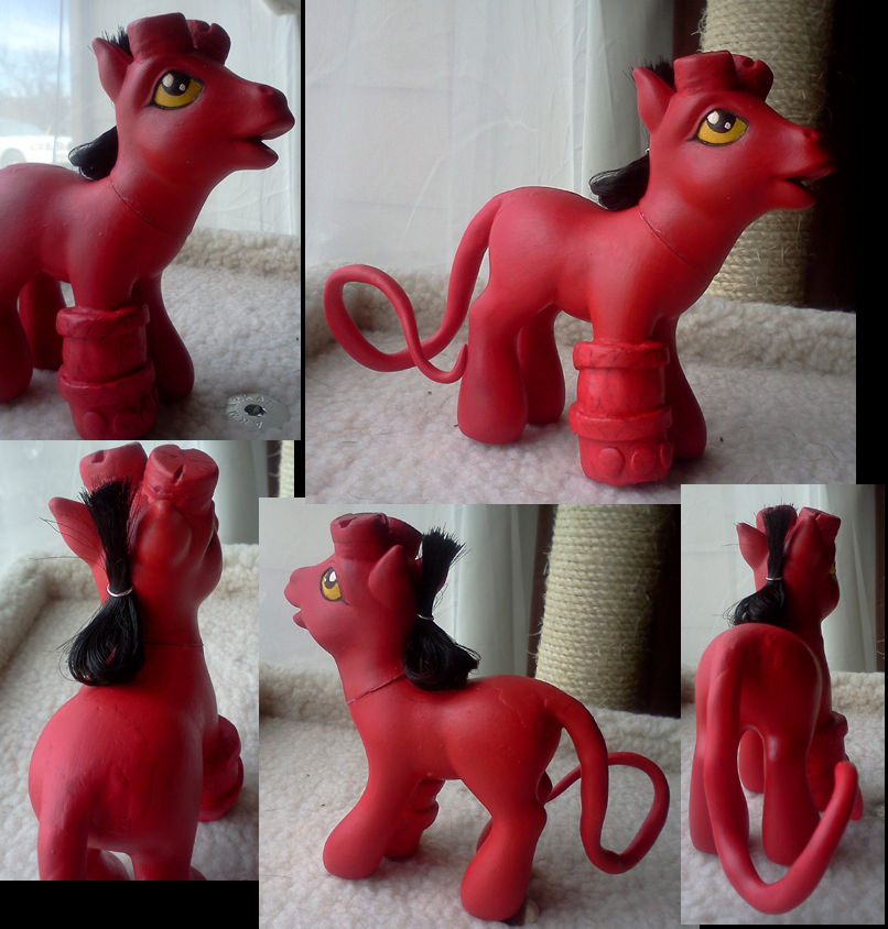 Hellboy by Alatariel-Silimaure Hellboy by Alatariel-Silimaure
