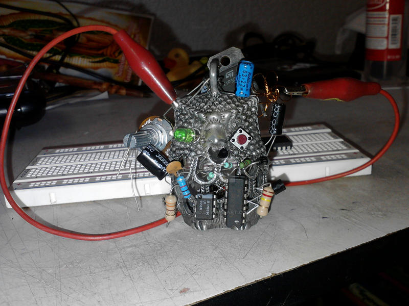 Electronic owl