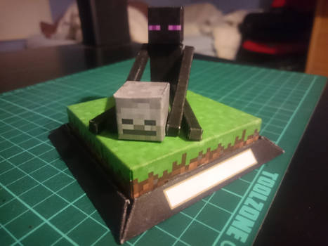 Papercraft - Minecraft Enderman Diorama
