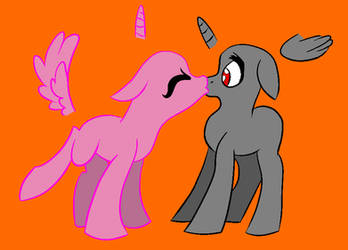 Suprise Kiss MLP Base