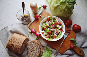 Breakfast spring salad