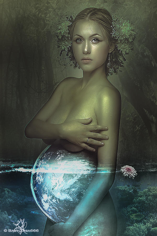 Gaia by Lvcifera