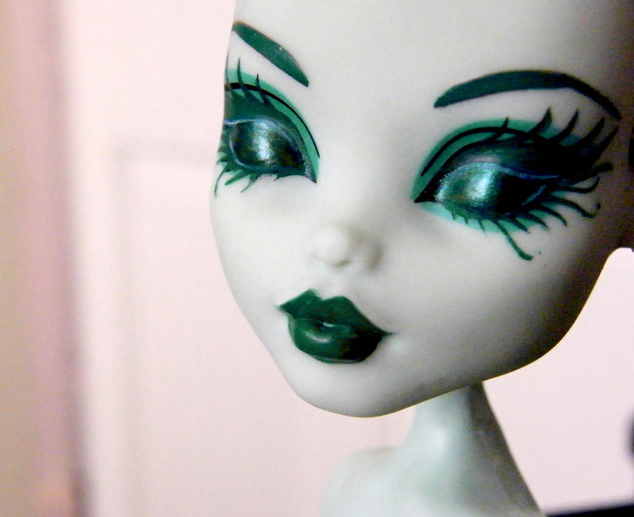 Faye custom doll WIP