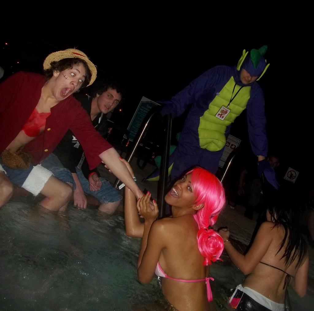 Pinkie, Luffy, Spike - Hottub madness