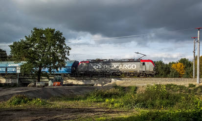 PKP-Vectron mit Kohlezug nach Spreewitz