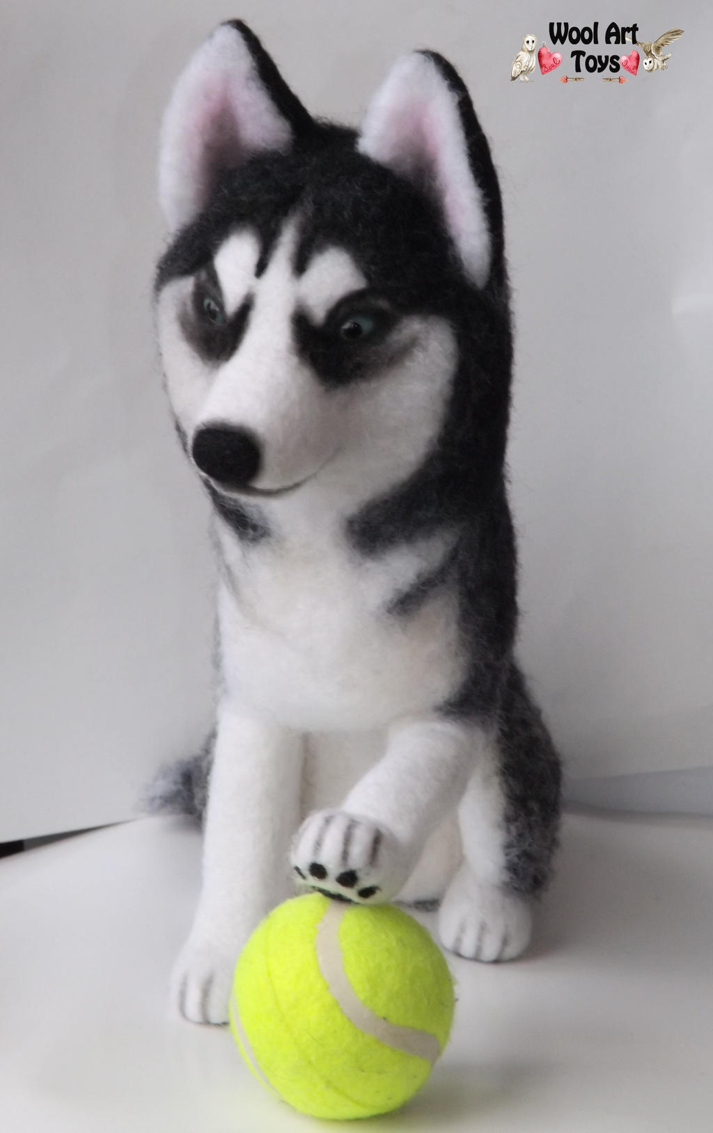 Siberian Husky Lora - Artist Needle Felted Dog