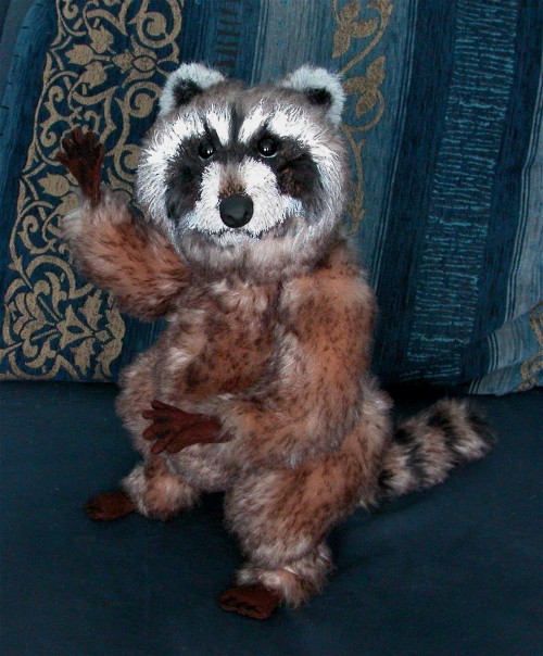 Zorro - the Racoon by Vulkanette