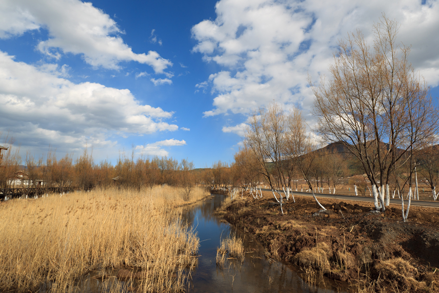 Lashi Lake - 01