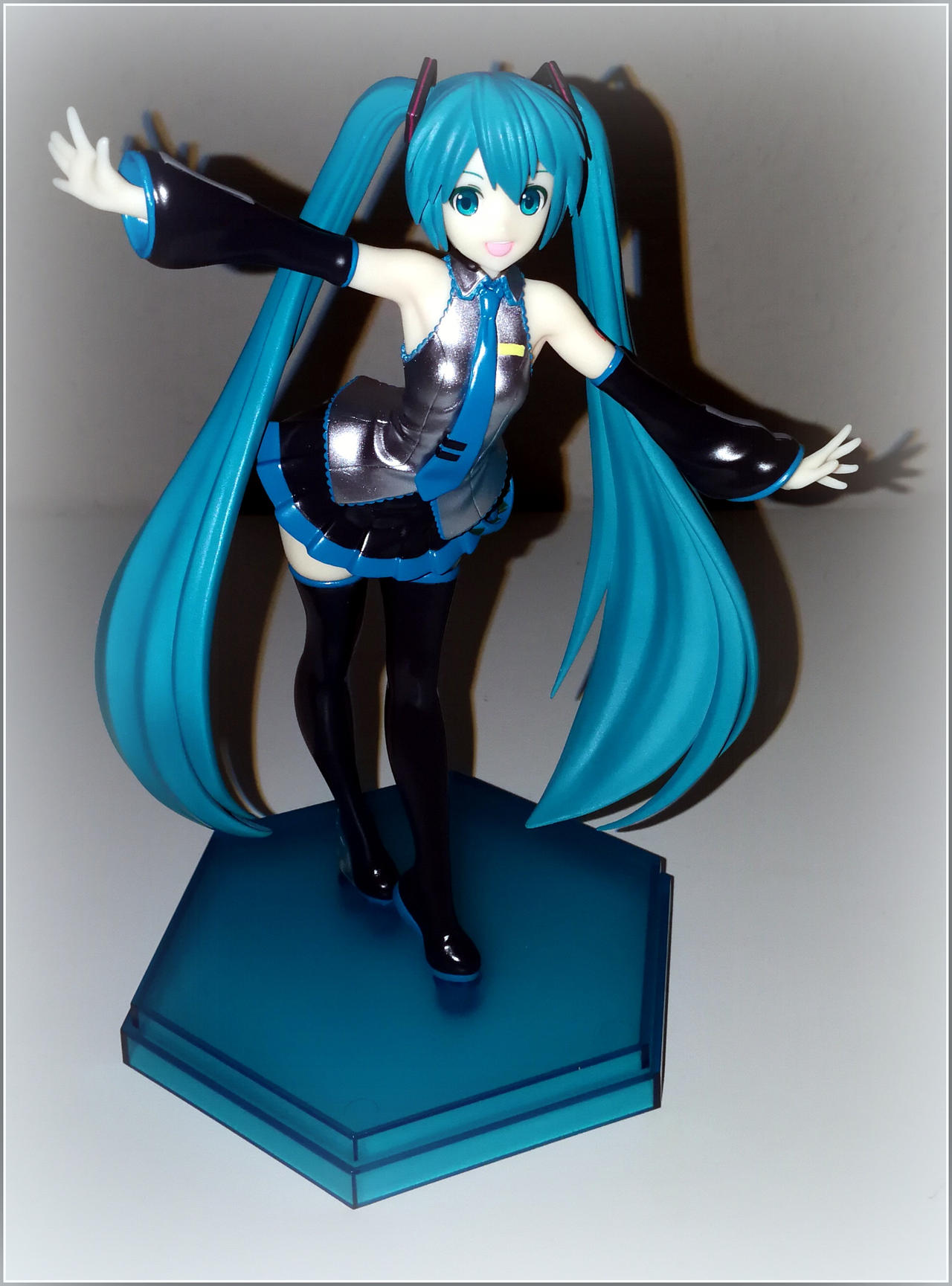 Hatsune Miku Pop Up Parade By Raildexdave On Deviantart