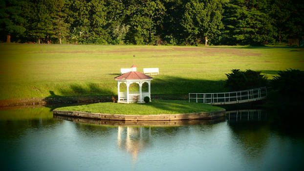 Gazeebo on the pond