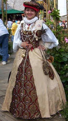 LadyLucrezia'a tapestry gown