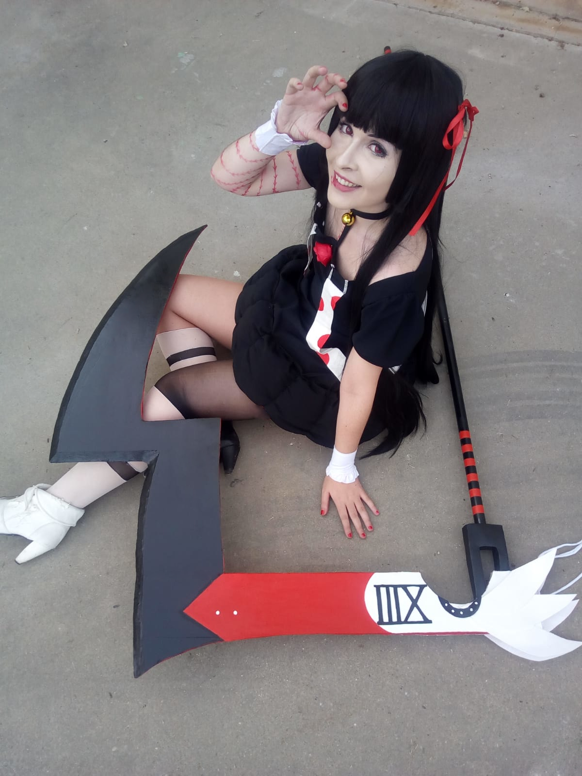 Juuzou Suzuya Cosplay - Tokyo Ghoul:re by YuraCosplay on DeviantArt Juuzou Suzuya Cosplay - Tokyo Ghoul:re by YuraCosplay on DeviantArt