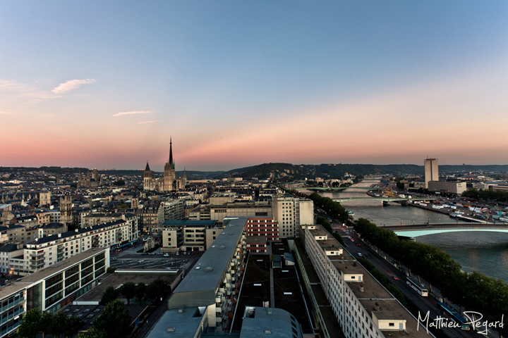 Rouen vue d'un toit