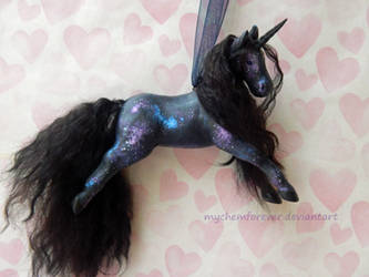 Galaxy unicorn sculpt (1)