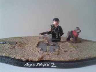 madmax 2 stand