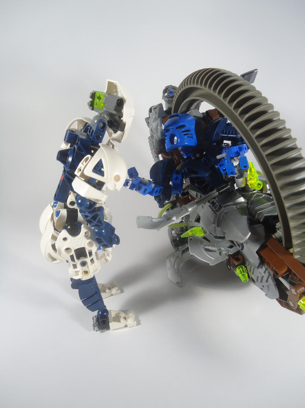 THE MONOWHEEL5/FT. LIGHTNING TOA