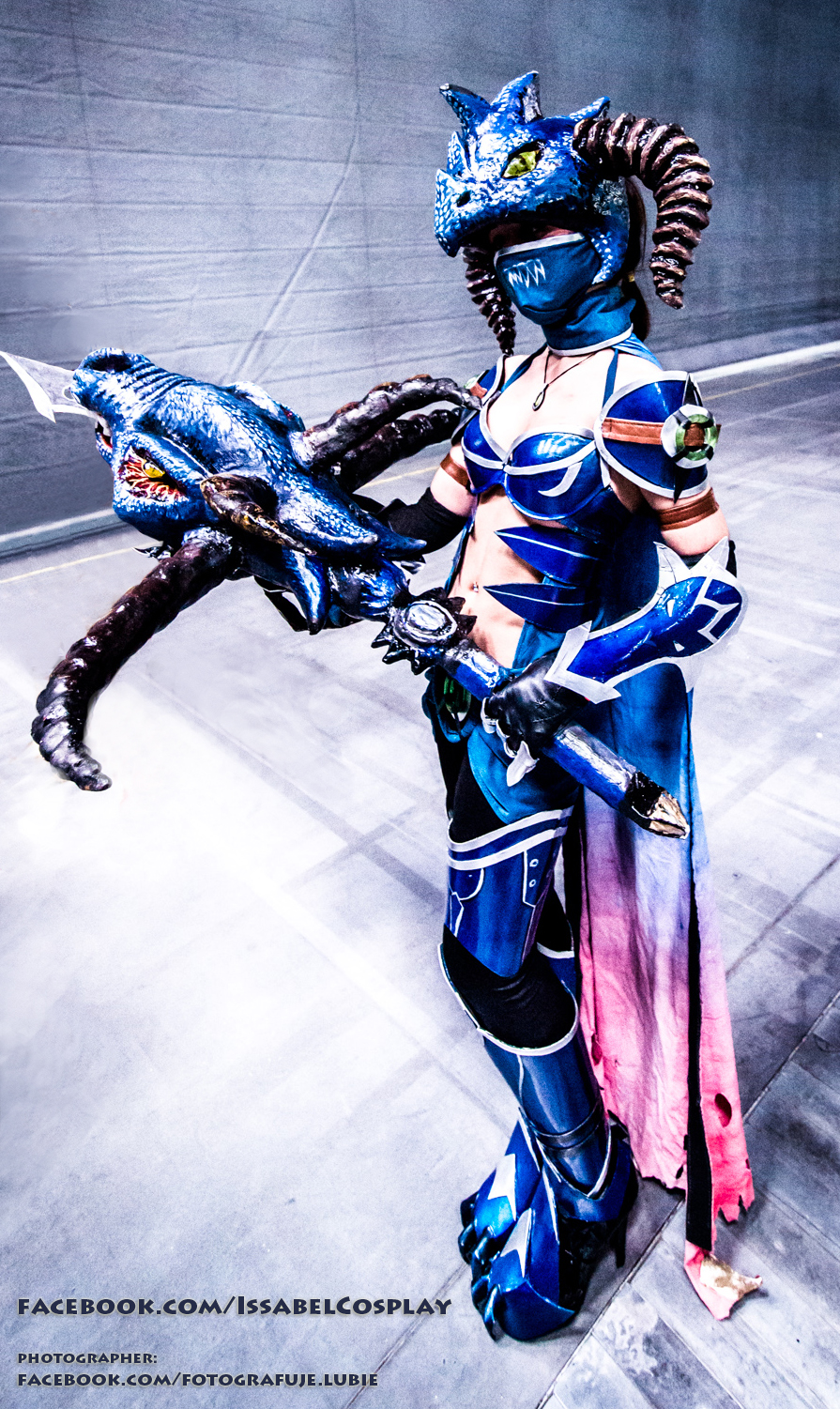 Vayne Dragonslayer Cosplay 1