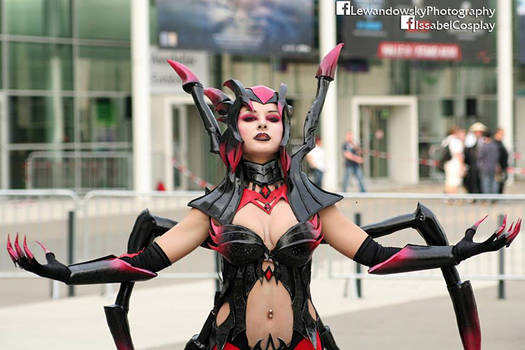 Elise cosplay