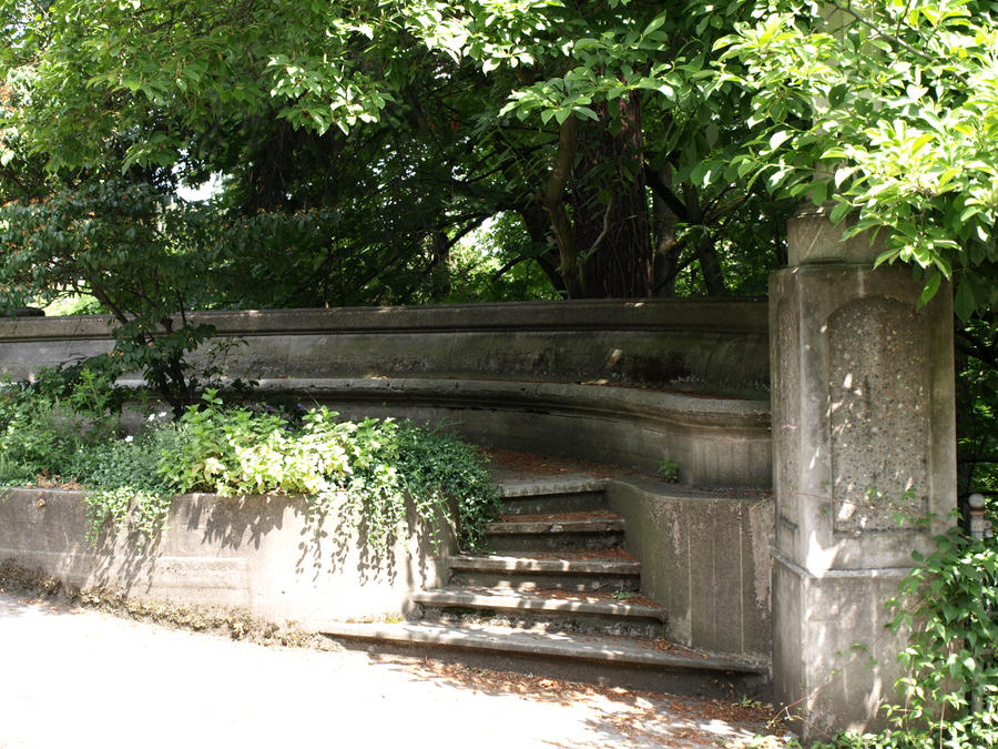Steps to a Shady Bench by robthedonkey on DeviantArt