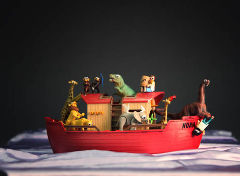 Noah's Ark and the Dinos