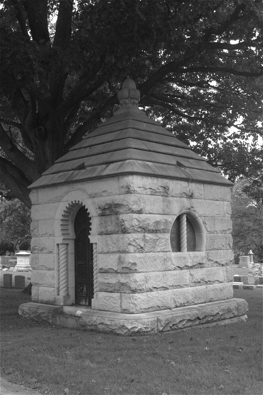 Masonic Style Memorial 2 Side