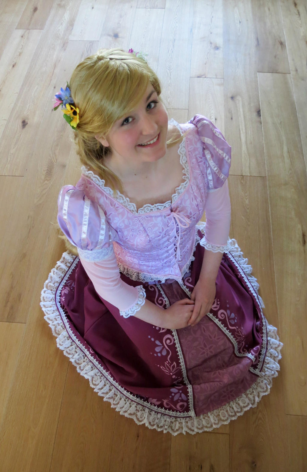 Tangled Rapunzel cosplay 5